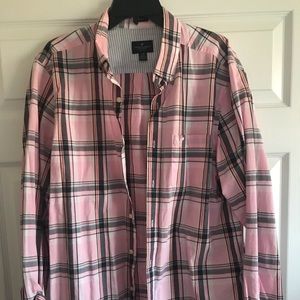 American eagle button down shirt!